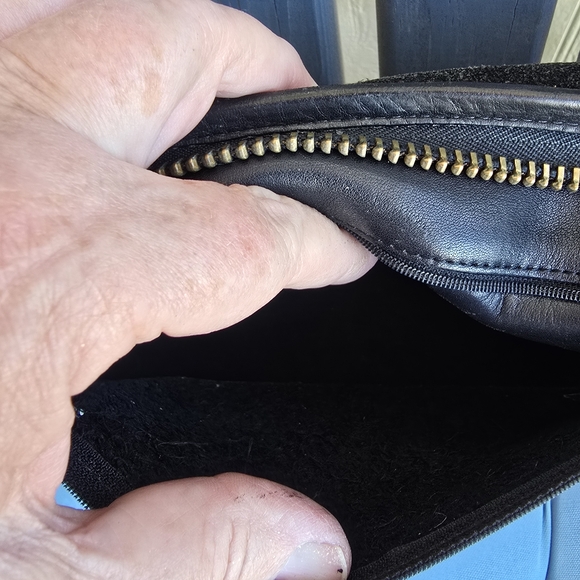 Coach Legacy No F13- 9951Black Leather Crossbody Bag Great Condition 10x11 - Picture 10 of 16